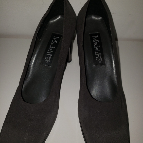 Madeline Stuart Pumps - Picture 2 of 7